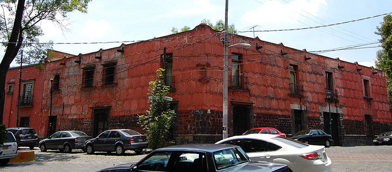 Casa colorada de coyoacan cada de Hernan Cortes